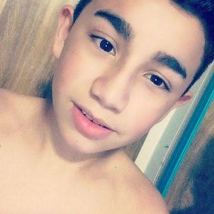 Meet your Posher, Edgar abdiel